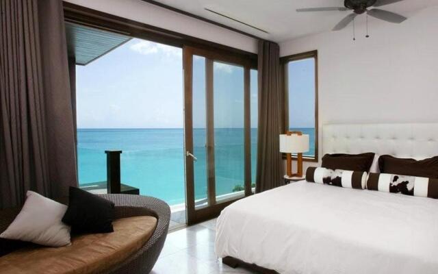 Tamarind Hills Resort & Villas