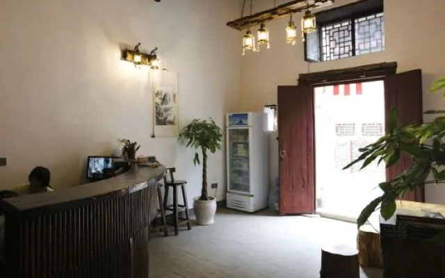 Fengguan Mountain Meilu Village Inn (Yangshuo Yulong River Scenic Area) – Hotel Rooms – Guilin