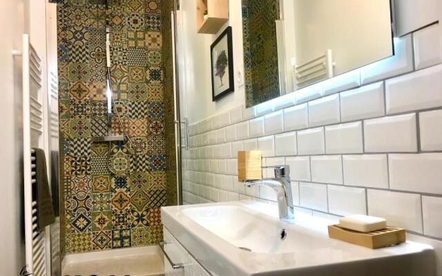 Cosy CROCO - Appart T2 Centre Nîmes - Wifi et Parking