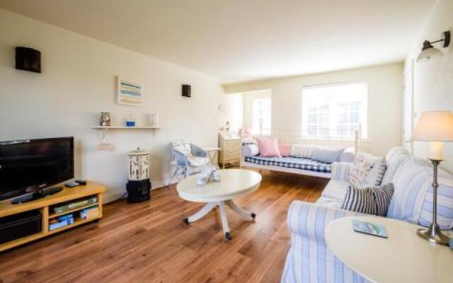 2 Bell Lodge, Thorpeness