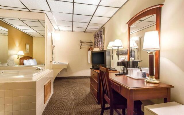 Rodeway Inn Sandusky North