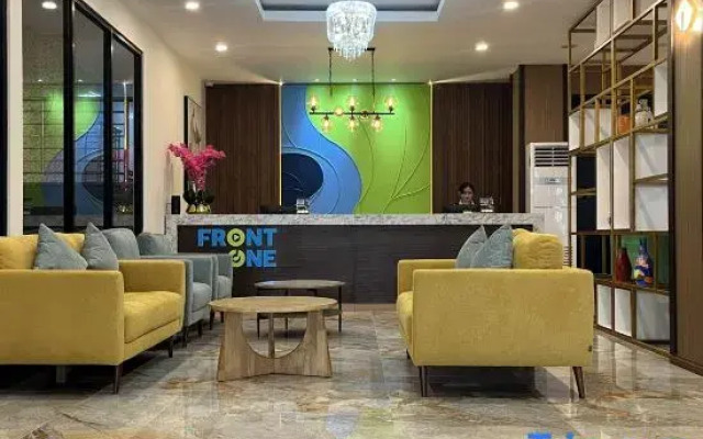 Front One Boutique Adria Boyolali