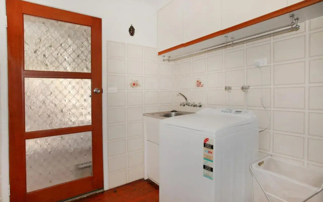 10 Barra Crescent, Coolum Beach