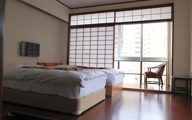 Izu 4 sea ocean reinforced con Double bed + single bed 2 sea view (room – Guest Rooms – Atami