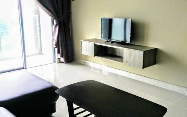 Amerin Mall Suites