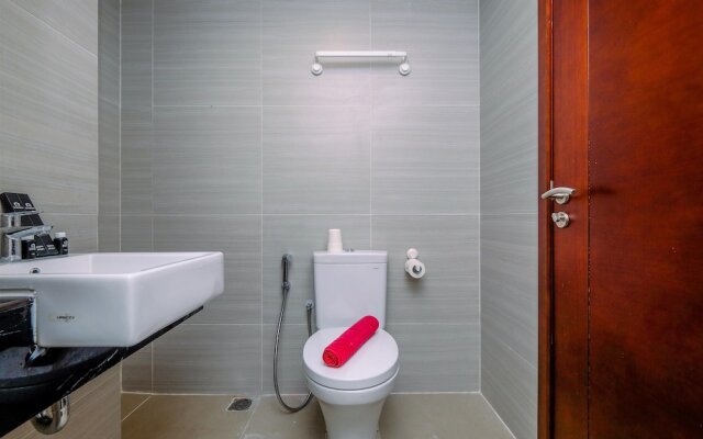 Fancy And Well Designed Studio At West Vista Apartment