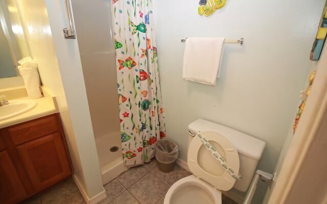 Sugar Beach 355 by RedAwning