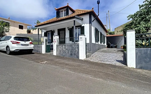 Casinha da Achada by Atlantic Holiday