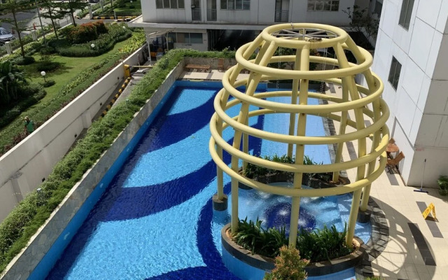 Compact Studio At Bassura City Apartment