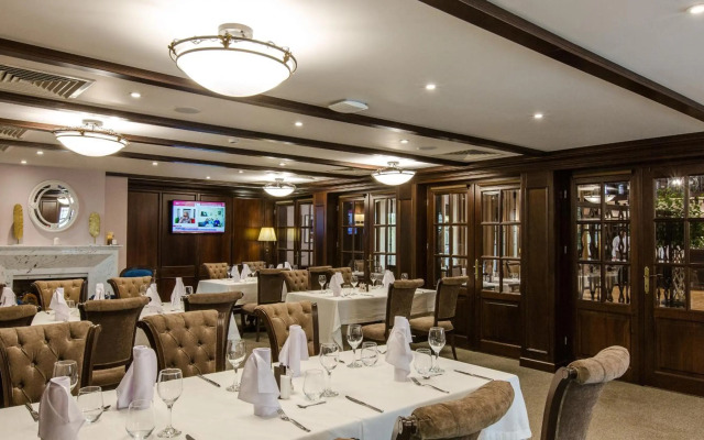 Hotel Herastrau