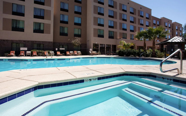 Courtyard by Marriott Phoenix North/Happy Valley