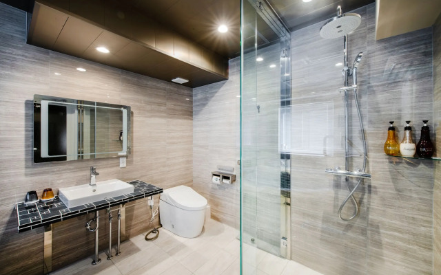 Hotel Front Inn Fukuoka airport