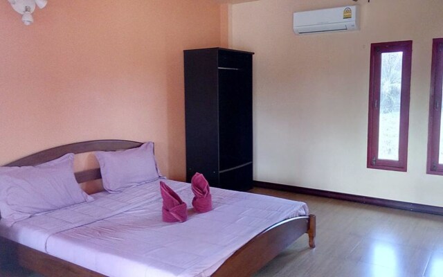 Suratthani Airport Resort