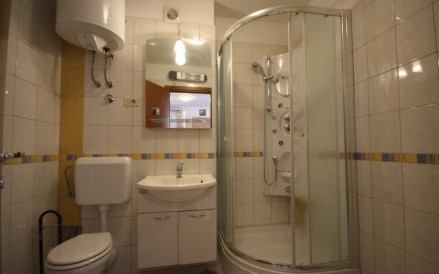 Apartments Maja