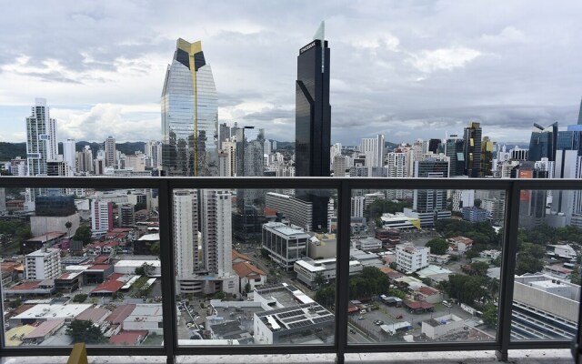 Yoo Panama & Arts Tower