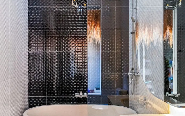 Queen Villa by Betterplace