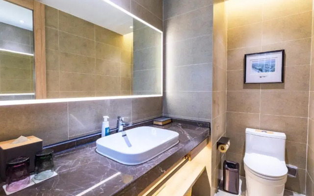 Atour Hotel Zhangqiu Jinan