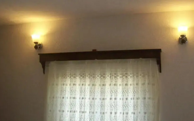 Yakamoz Pansiyon Mazı