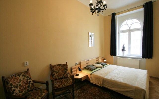 Apartment No. 20 Jaltská 3