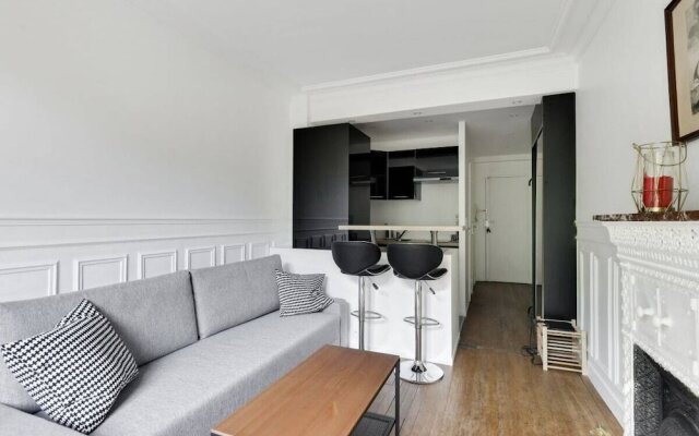 Modern Apartment nr Sacré Coeur for 6p