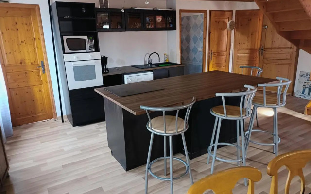 Duplex maison de village, plages, LESCLESDENICOLE