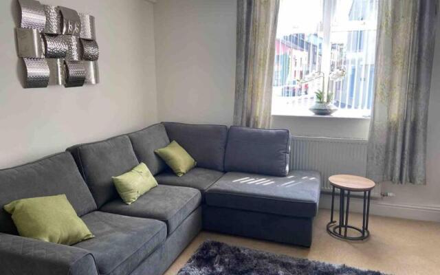 Ulverston South Lakes Spacious 3 Bed G/F Apartment