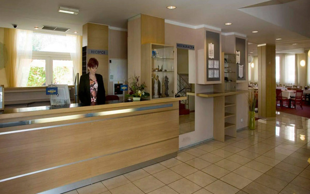 EA Hotel Populus