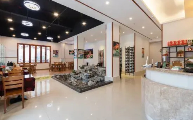 Xinhaiwan Business Hotel