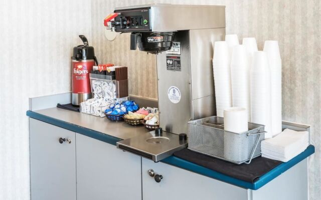 Days Inn Henrietta/Rochester Area