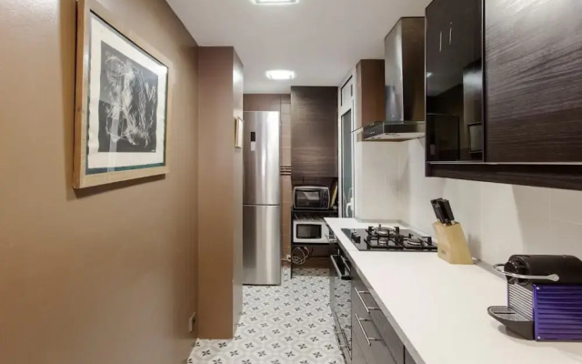 Centric Apartment Fira