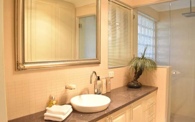 Professionally Cleaned 2bdr Villa, Great Location