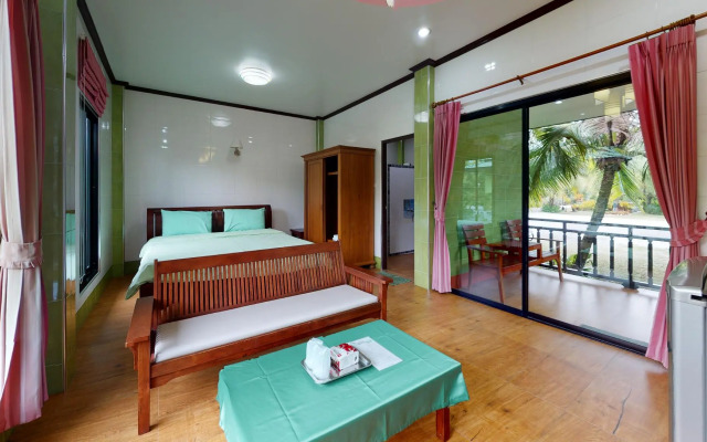 Coconut Resort