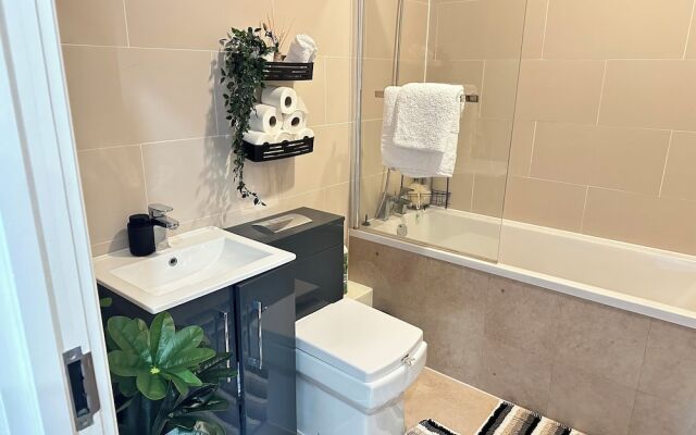 Goodrich Mews Apartment in Dudley