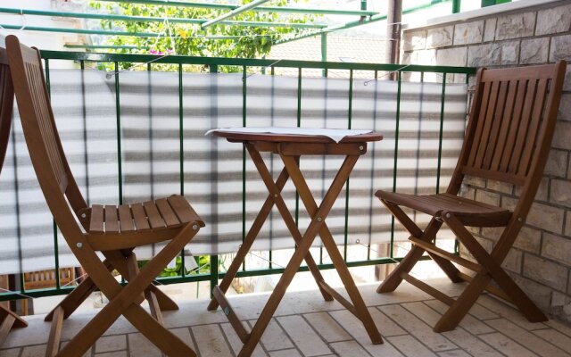 Anita Apartments