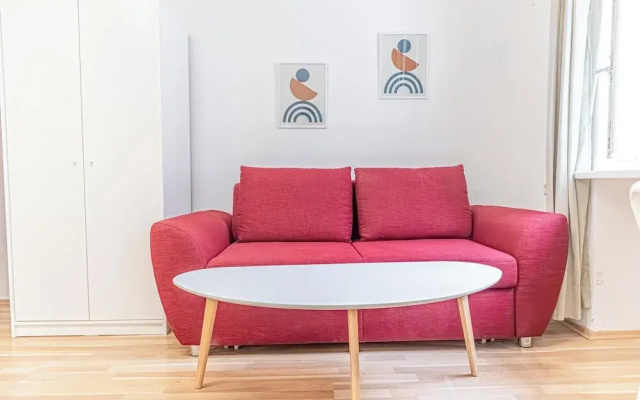 1BR Apt Near Westbahnhof Station
