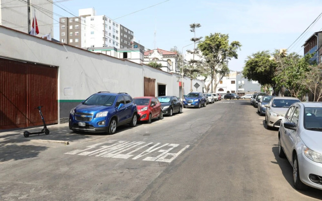 Relájate y recarga entre San Isidro y Miraflores