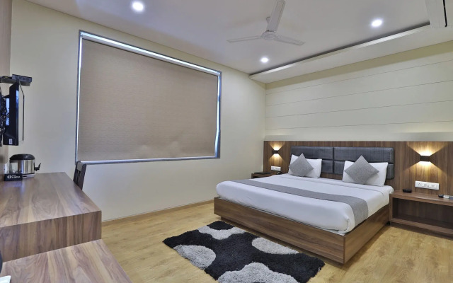 Hotel Limra Vadodara