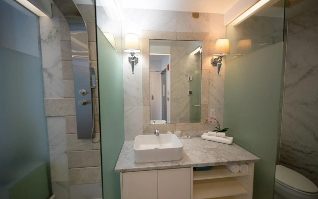 The One Boutique Hotel