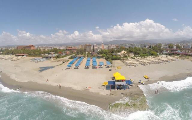 Mediterranean Breeze