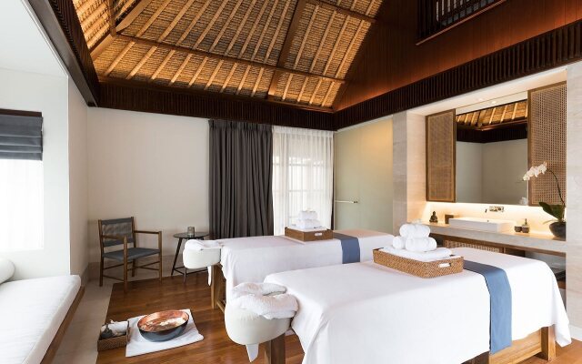 REVĪVŌ Wellness Resort Nusa Dua Bali