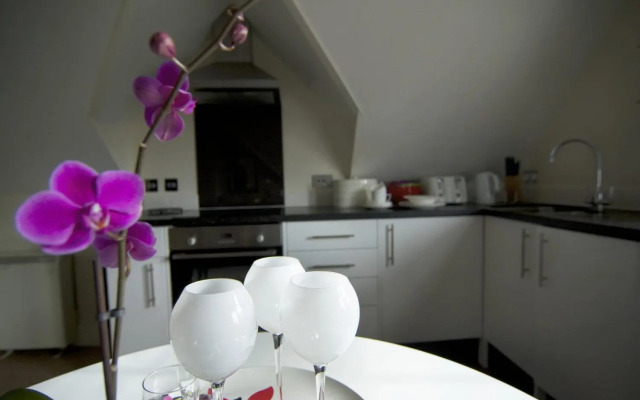 Noa Residence