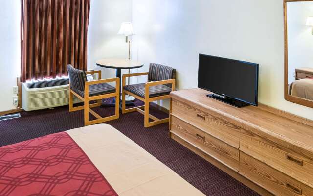 Rodeway Inn & Suites