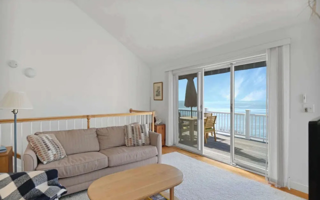 3BR Oceanfront on Nubble Cliffs!