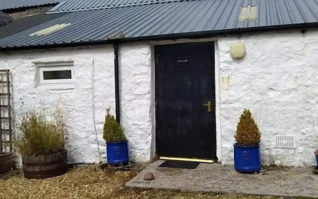 Loch Leven Hotel & Distillery