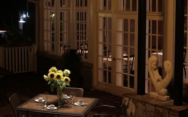 The Monte Vista Hotel