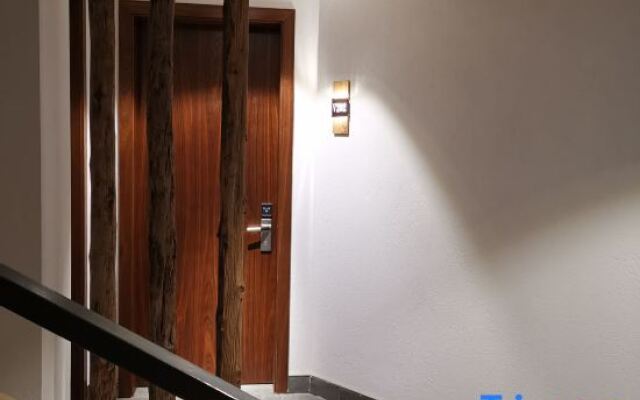 Yunshang Tianshang Jianyue Hostel