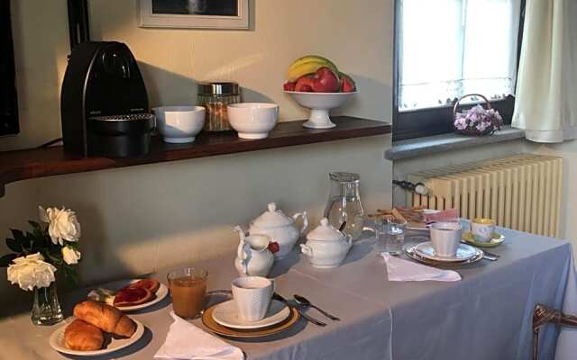 Bed  Breakfast Gira Sole