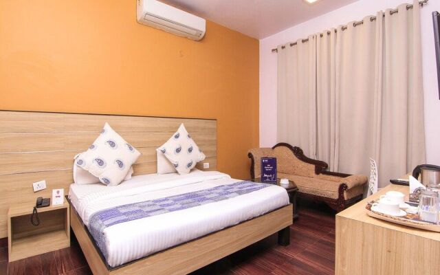 OYO 7018 IVY Boutique Stays