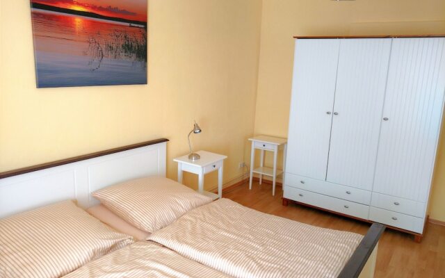 Modern Apartment in Stralsund near the Forest