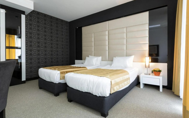 Nova City Hotel Signature Collection